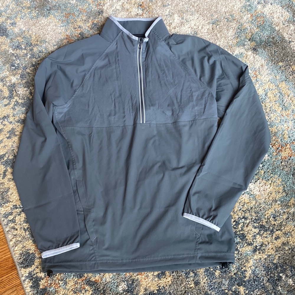 Under Armour pullover! Size M